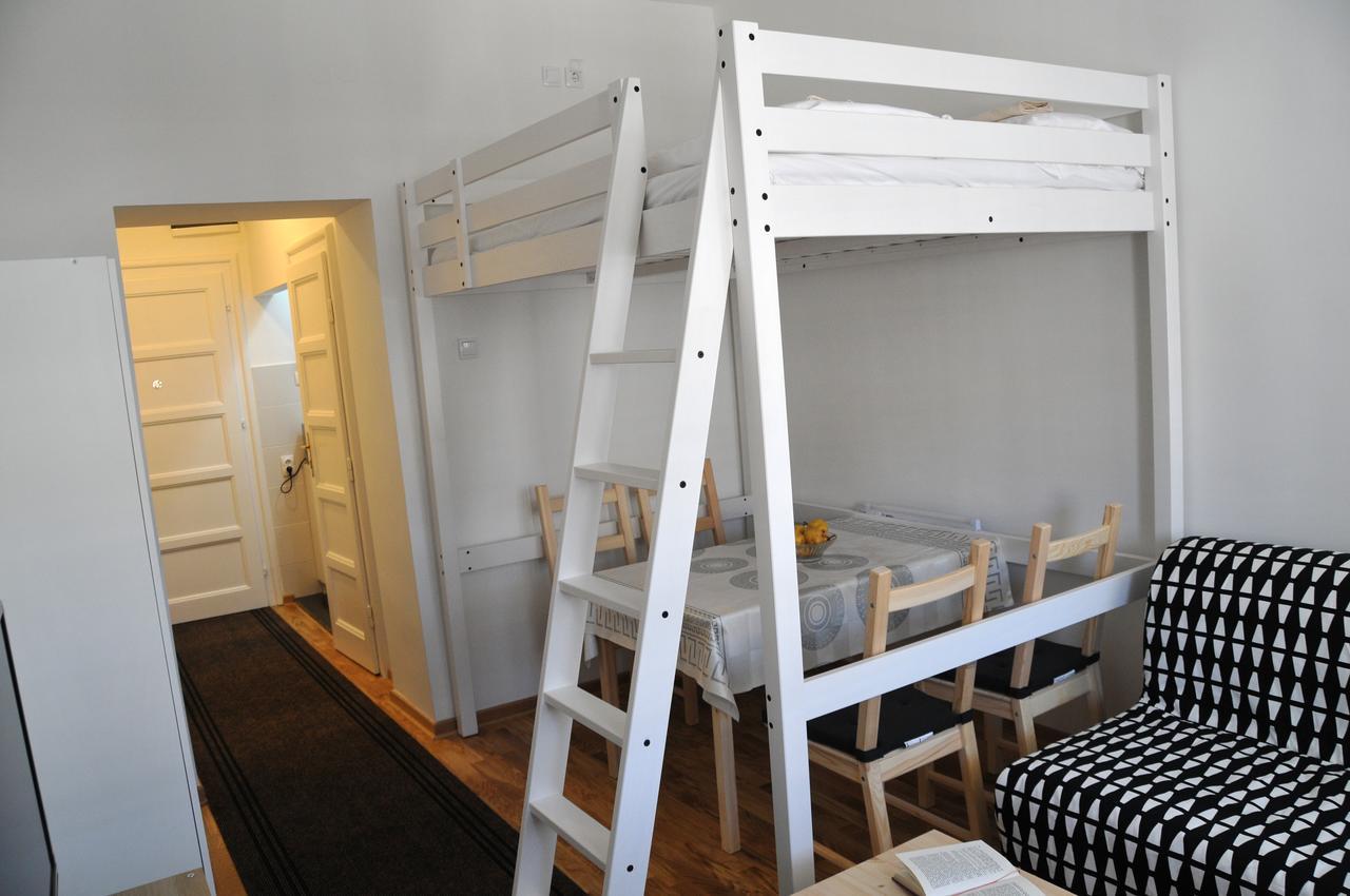 Apartment In The City Center Belgrado Esterno foto