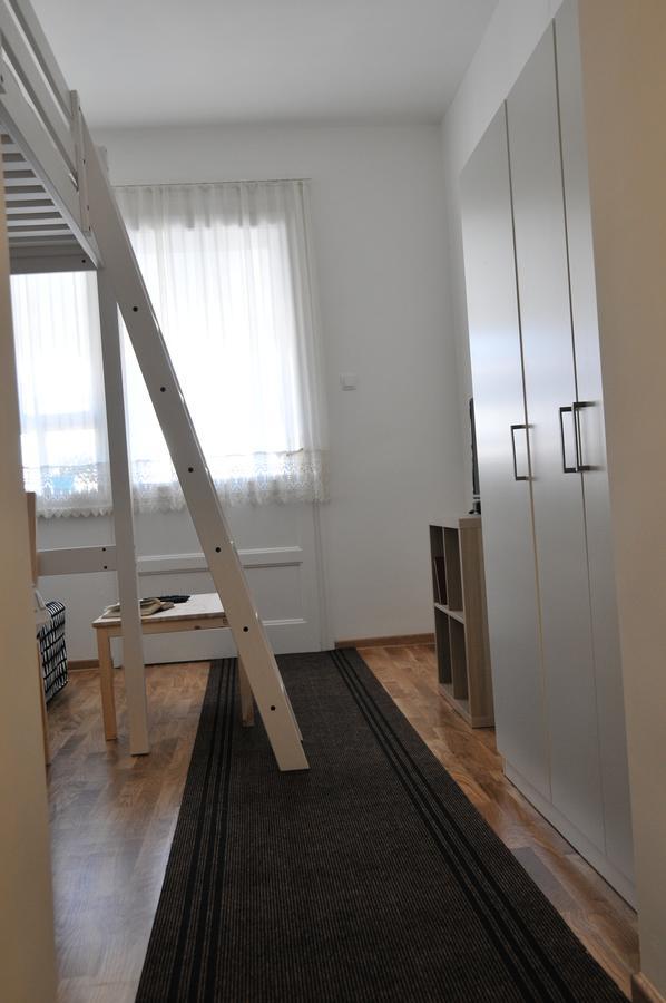 Apartment In The City Center Belgrado Esterno foto