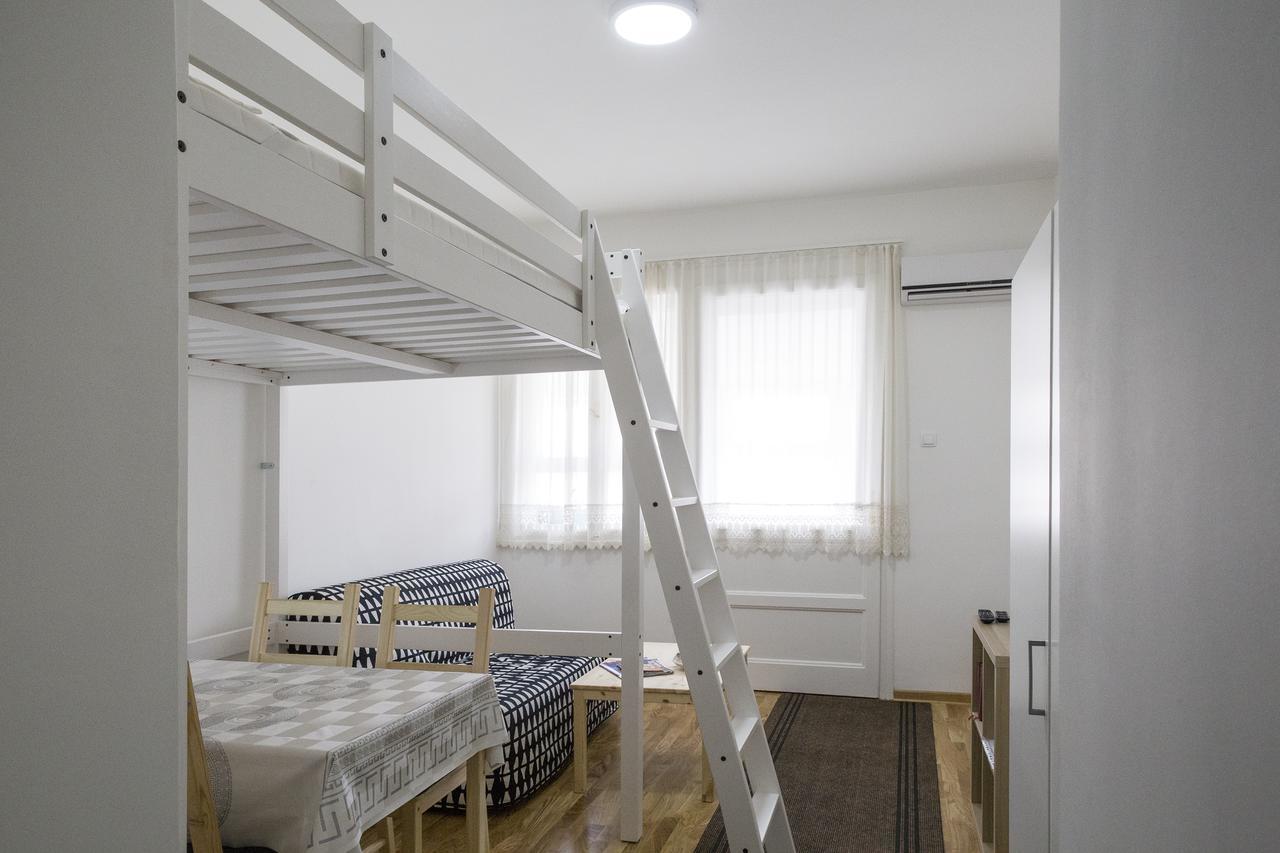 Apartment In The City Center Belgrado Esterno foto